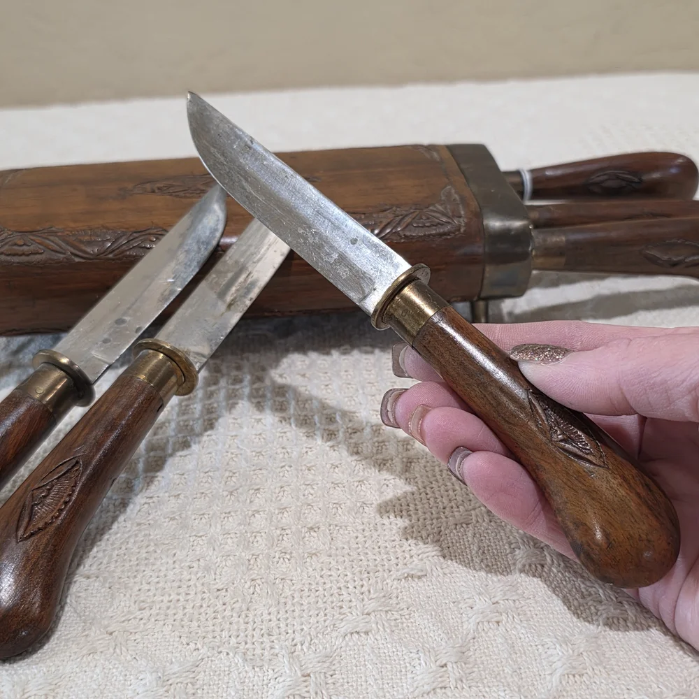 Vintage MCM Ornate Hand Carved Wood Brass INDIA 6 pc Knife Stainless Set Block